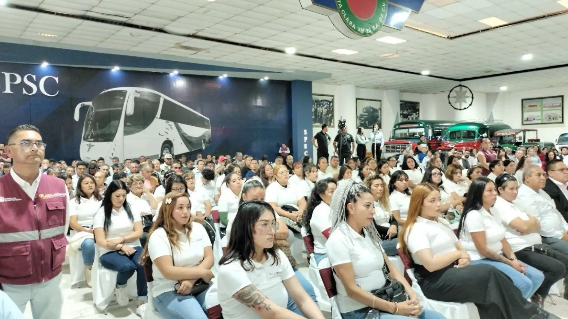 Mujeres al volante